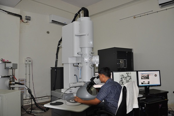 High Resolution Transmission Electron Microscope TEM
